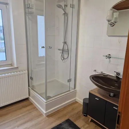 Zentrale Ideal Fuer Monteure, Messe & Urlaub